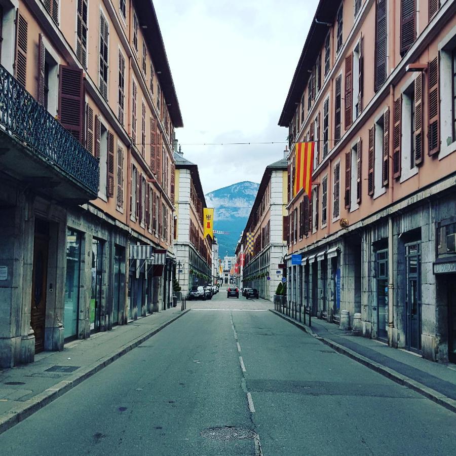 Superbe appartement au hypercentre de Chambéry Esterno foto